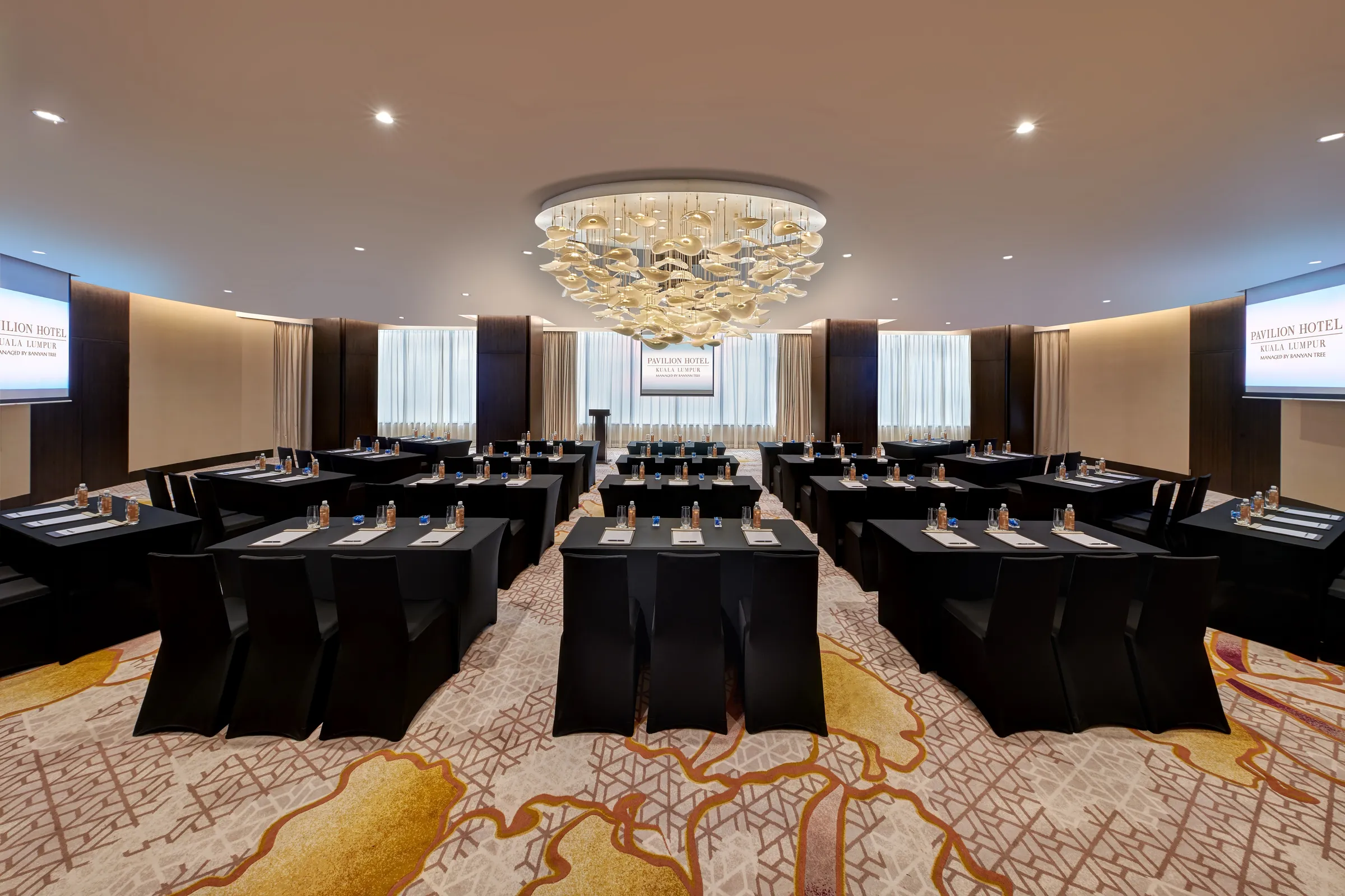 Pavilion Hotel Kuala Lumpur 10