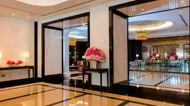 The Ritz-Carlton 3