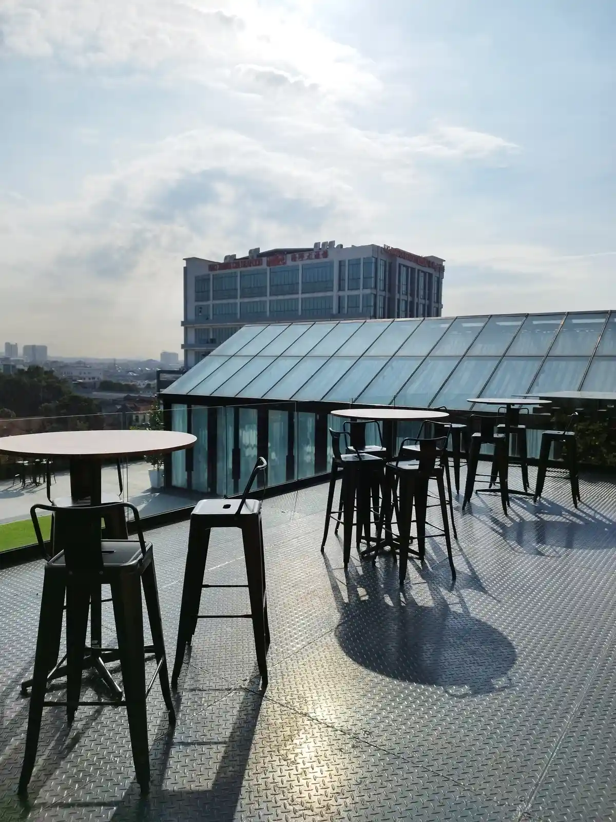 G Glasshouse Klang – General 15
