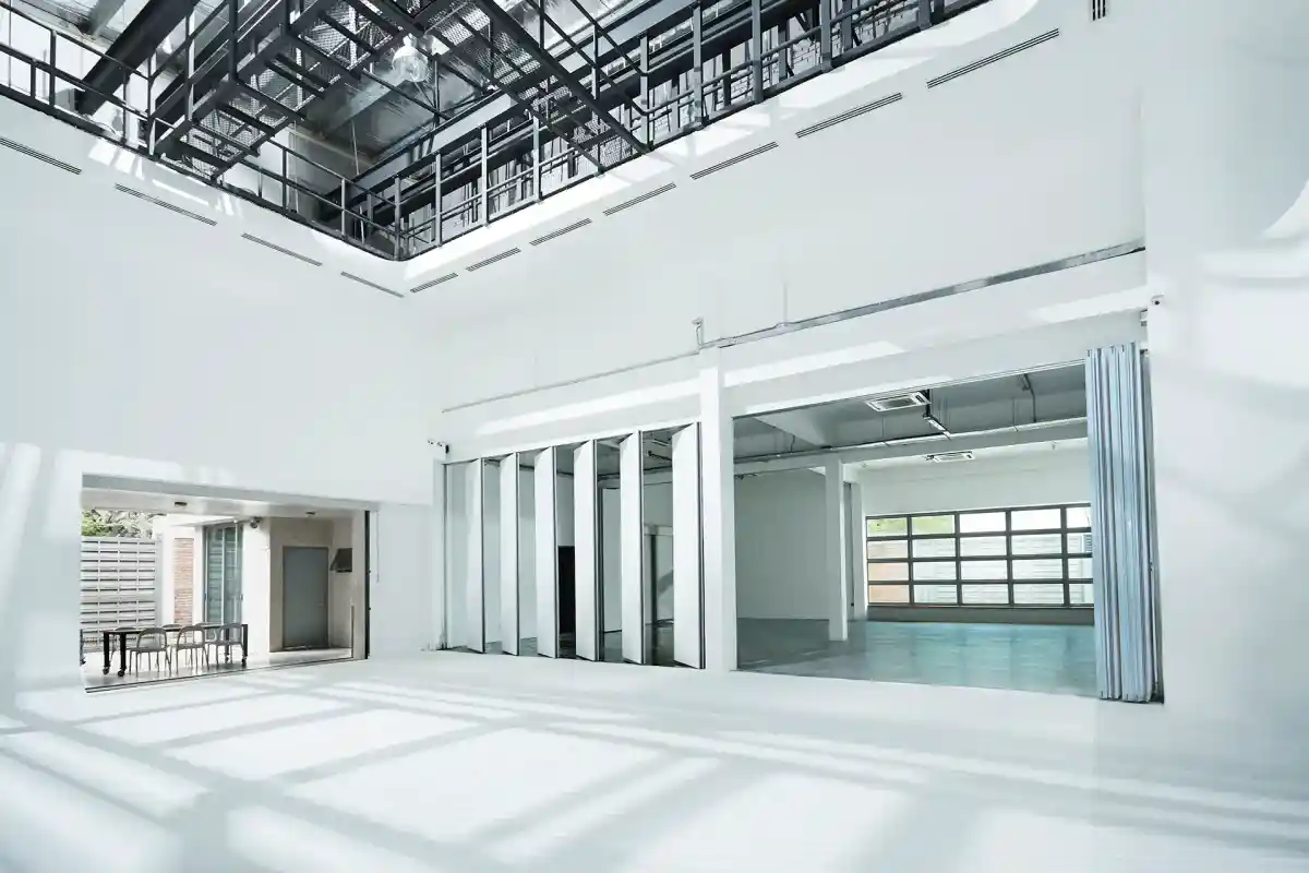 The Raw Studio 1
