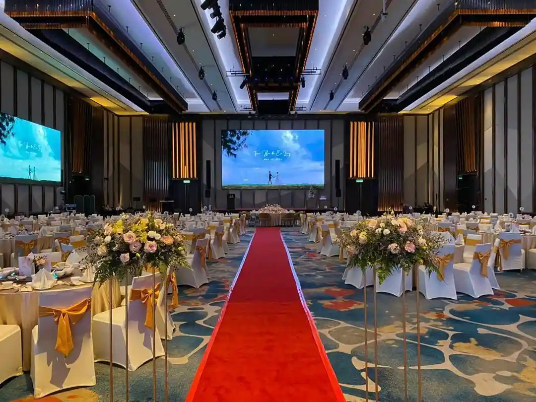 M Resort & Hotel 2