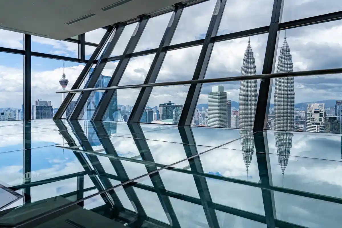 SkyDeck 1