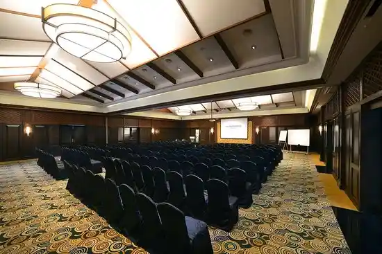 Zamrud Room 1