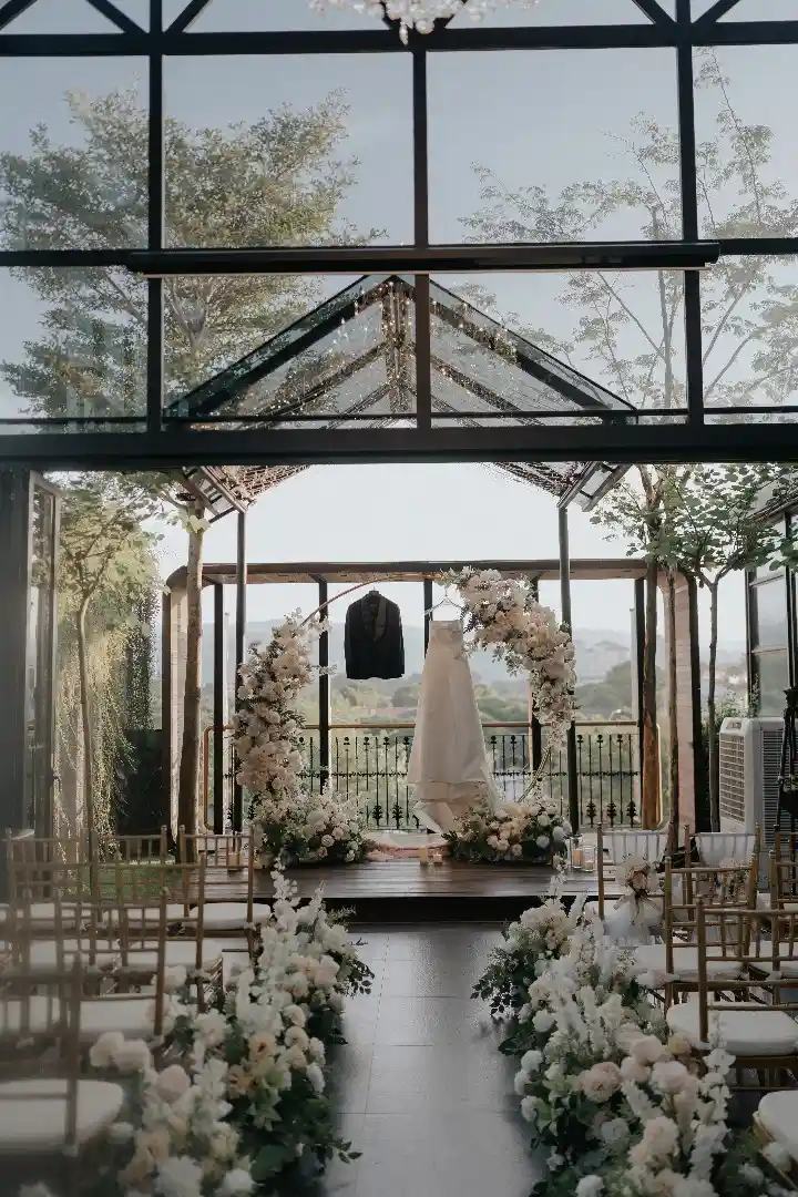 Chandelier Glasshouse 4