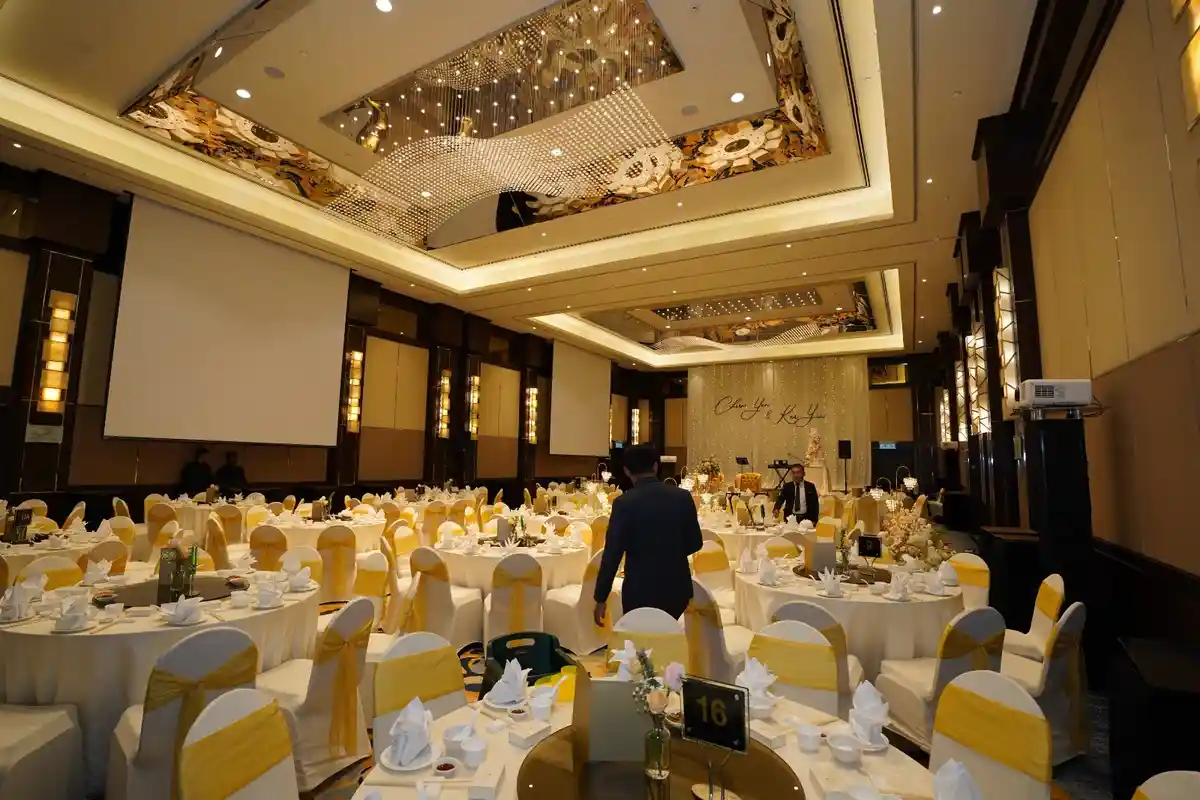 Junior Ballroom 2