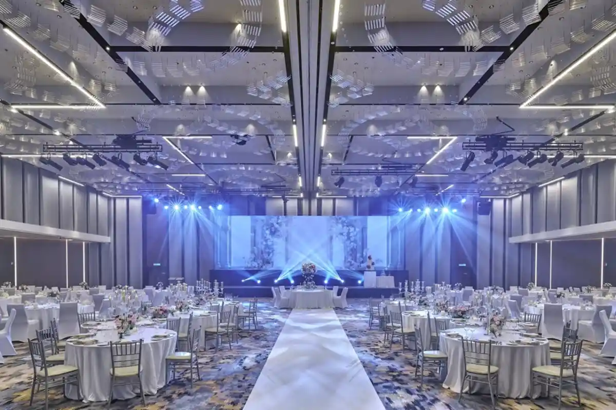 Renaissance Kuala Lumpur Hotel 4